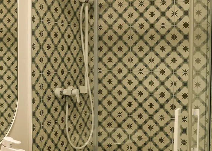 Retro Night - - Jezioro Malta 포즈난